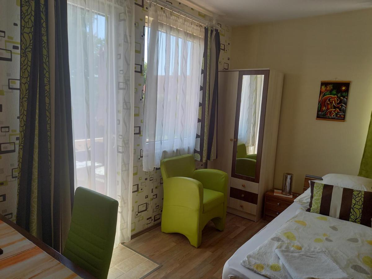 Medea Apartman Buk Bagian luar foto