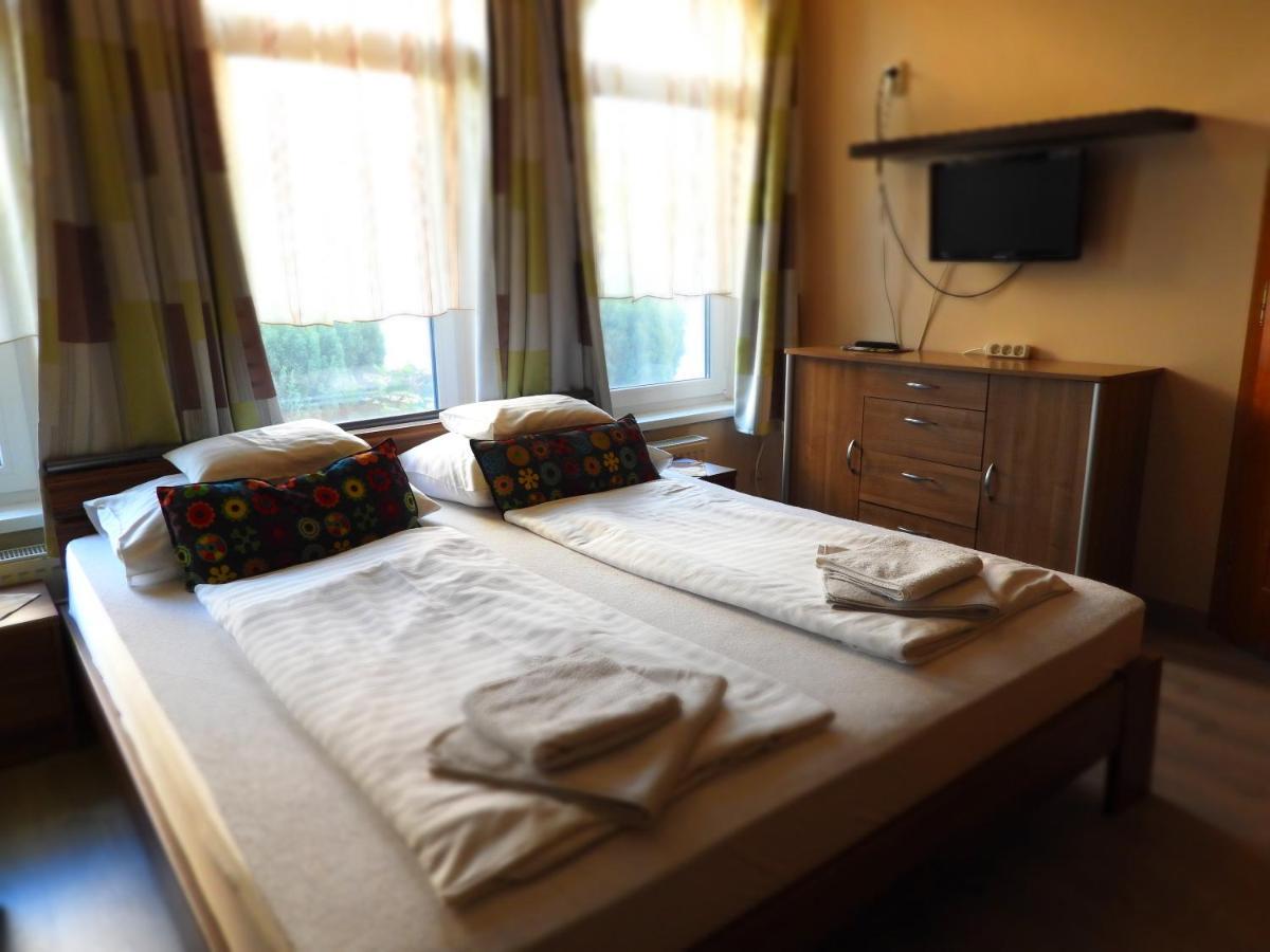 Medea Apartman Buk Bagian luar foto