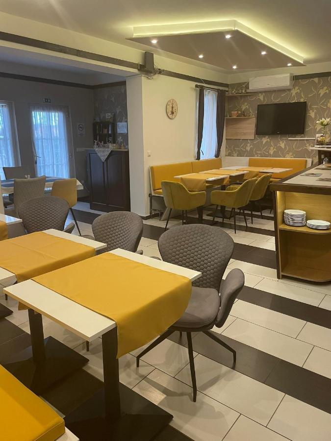 Medea Apartman Buk Bagian luar foto